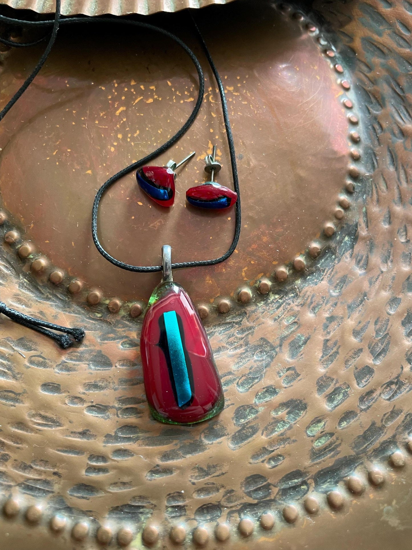 Fusing glass jewellery with Dichroic glass + earrings