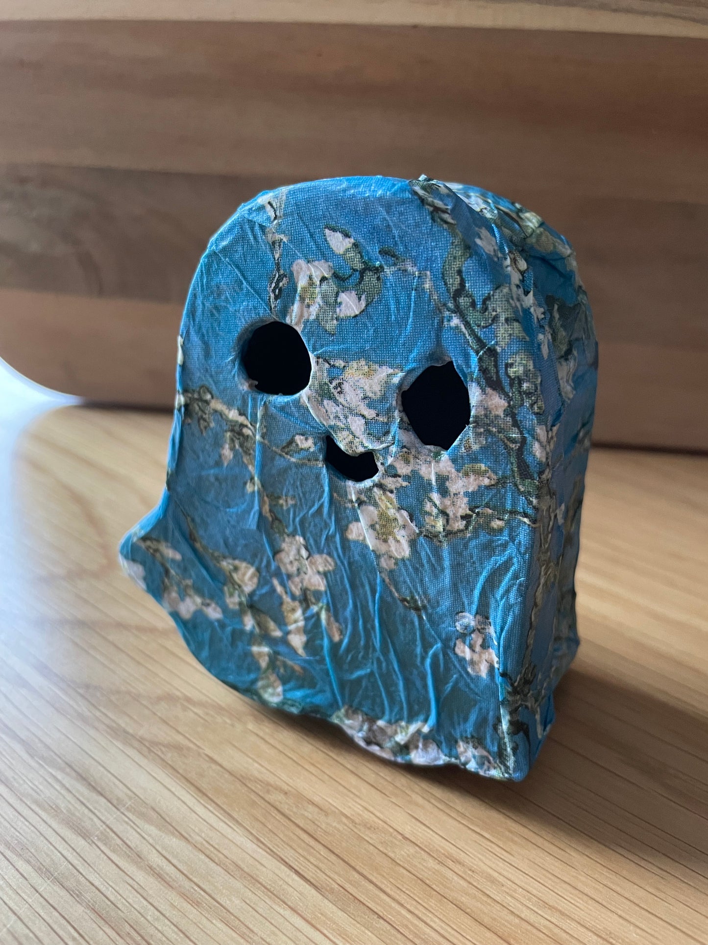 Blossom ghost box