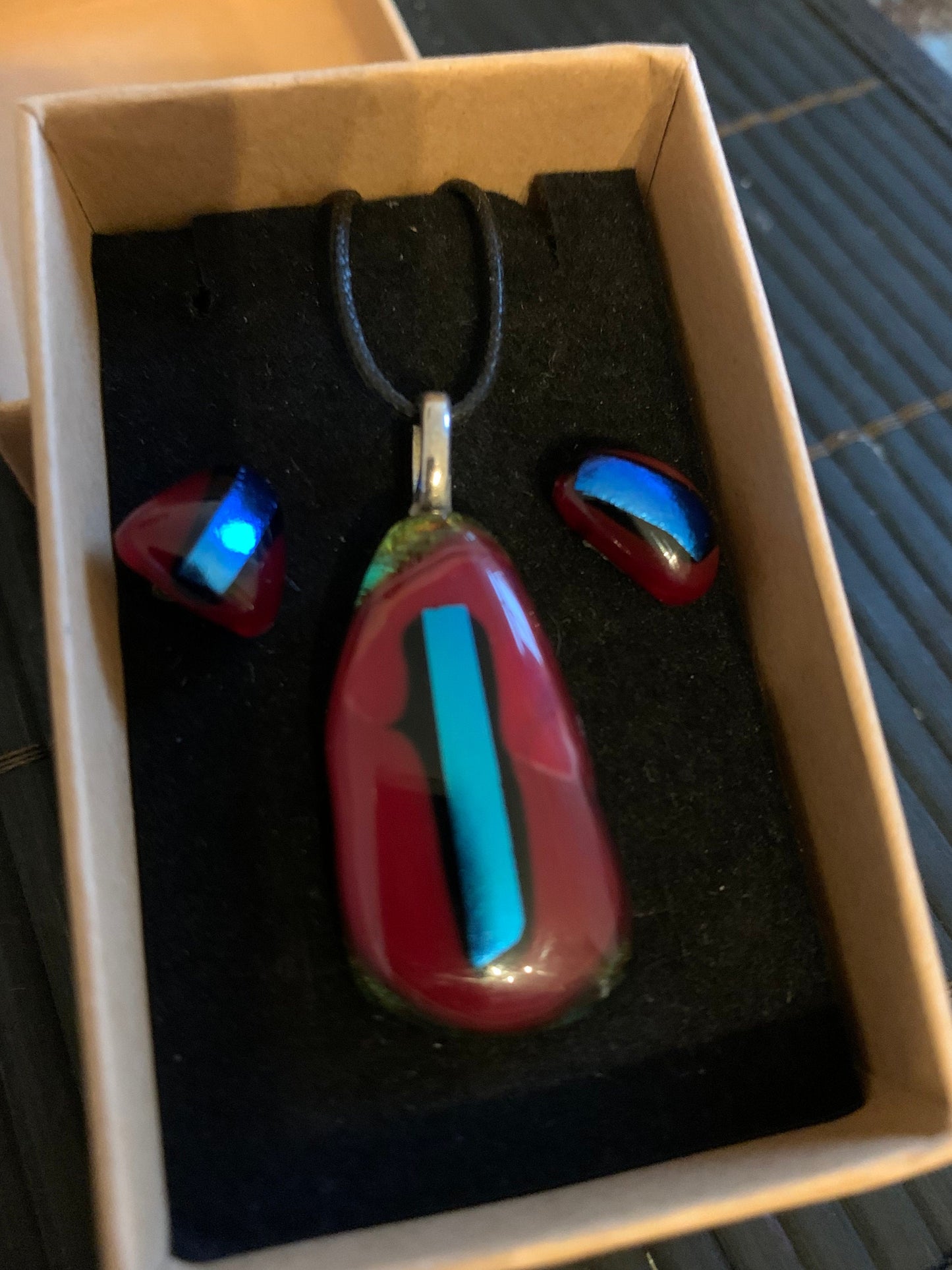 Fusing glass jewellery with Dichroic glass + earrings