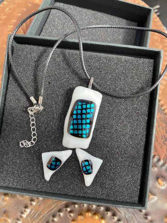Snow&Ice Jewellery Sett - Dichroic texture fusing glass